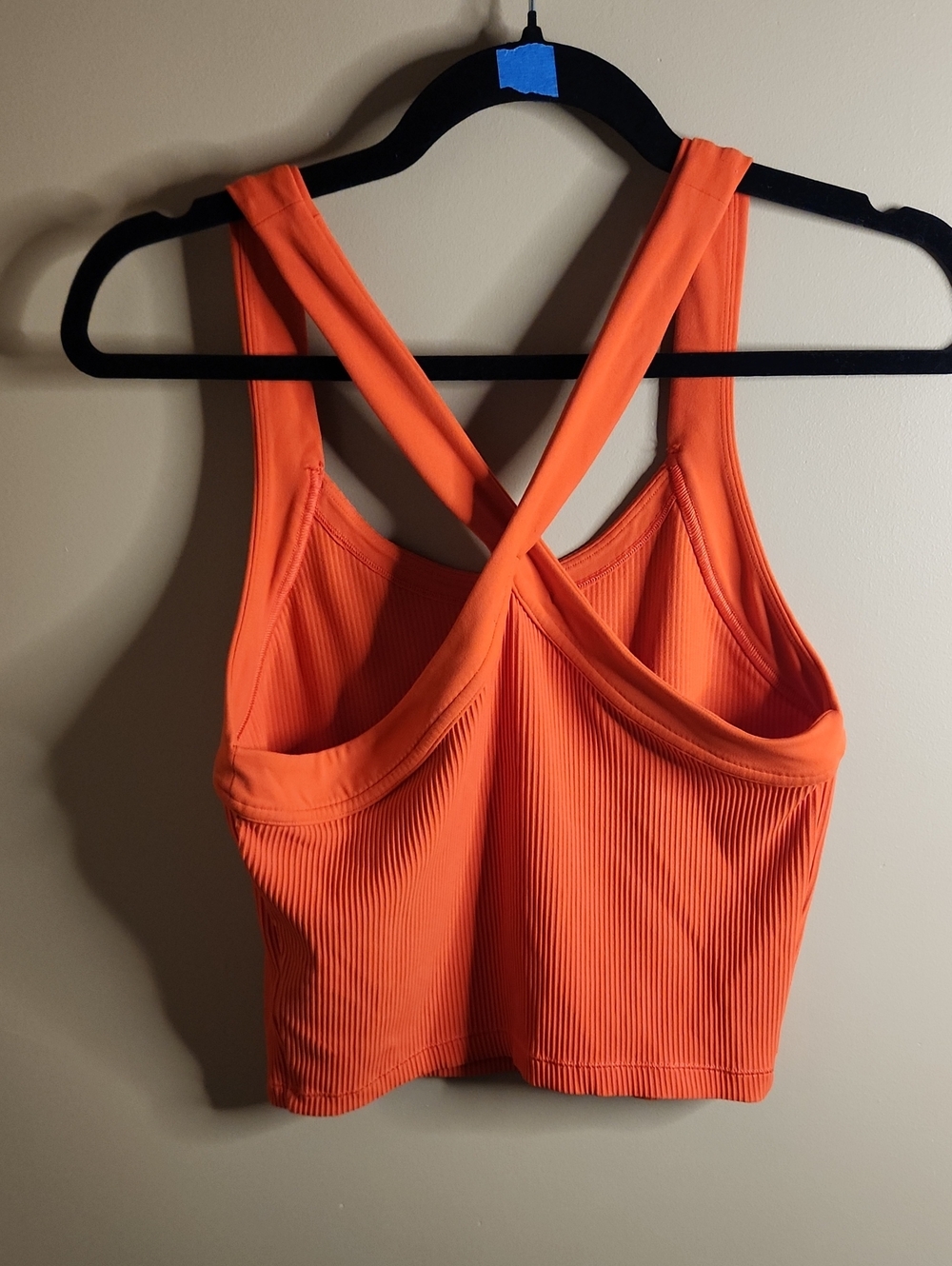 Athleta Horizon Tank in Orange. Size M. #987368 - Picture 3 of 5